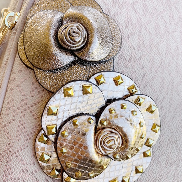 Gaby’sBags👜💕-NWTZ Michael Kors Backpack flowers - Picture 5 of 8